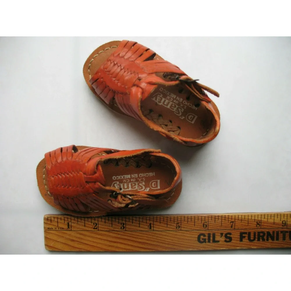 Genuine D'Santy Huaraches childrens toddlers size 2‎ leather sandals